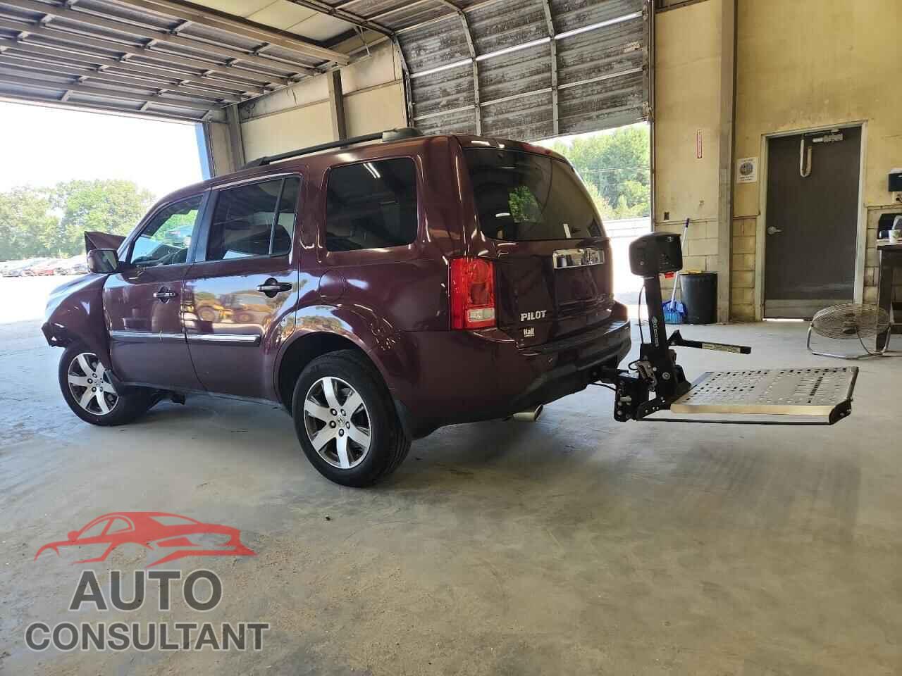 HONDA PILOT 2014 - 5FNYF3H97EB009583