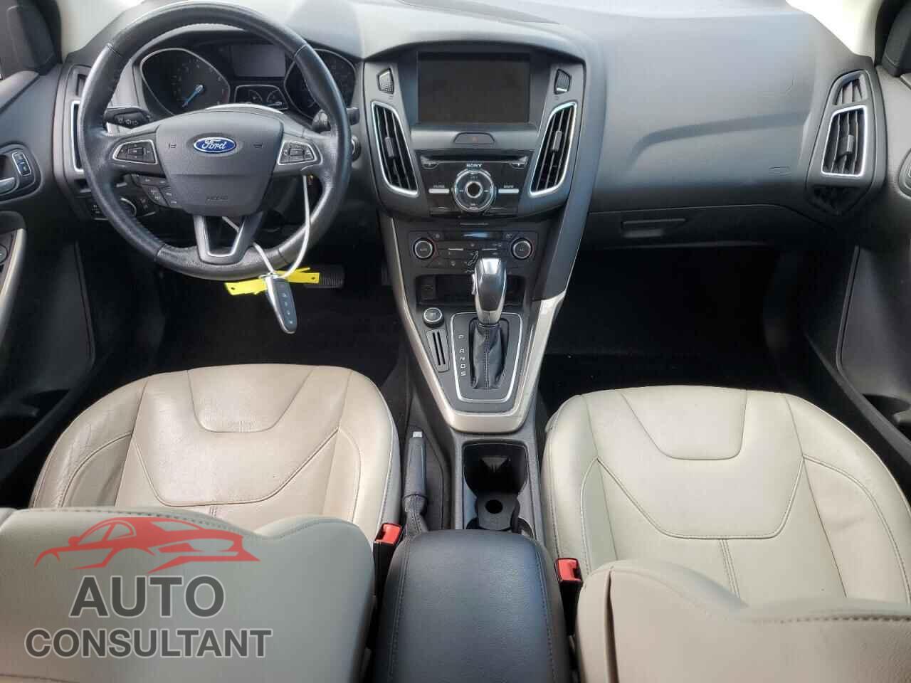 FORD FOCUS 2016 - 1FADP3J29GL223778