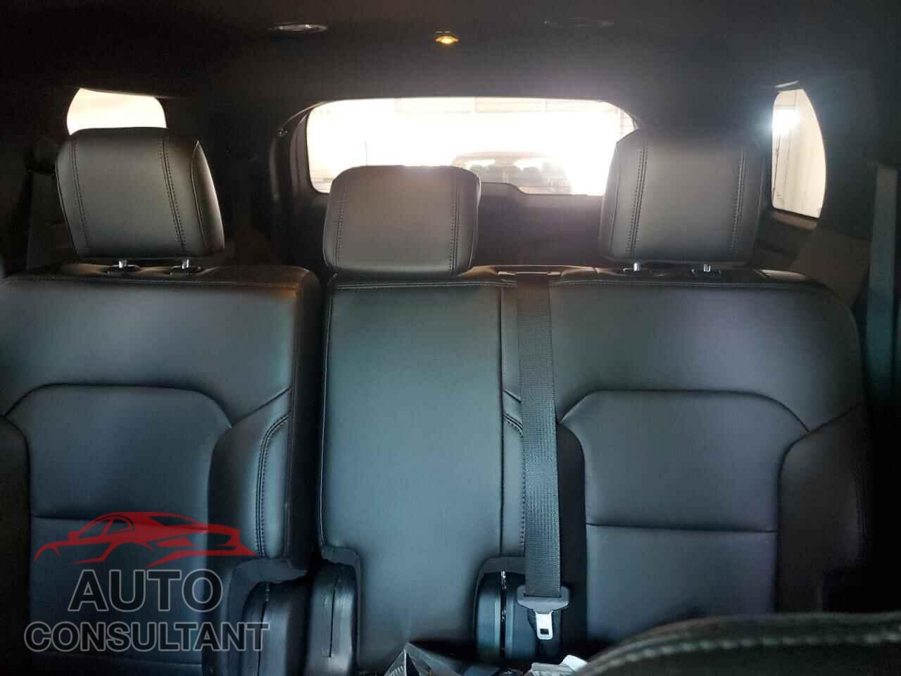 FORD EXPLORER 2017 - 1FM5K8D88HGB05172
