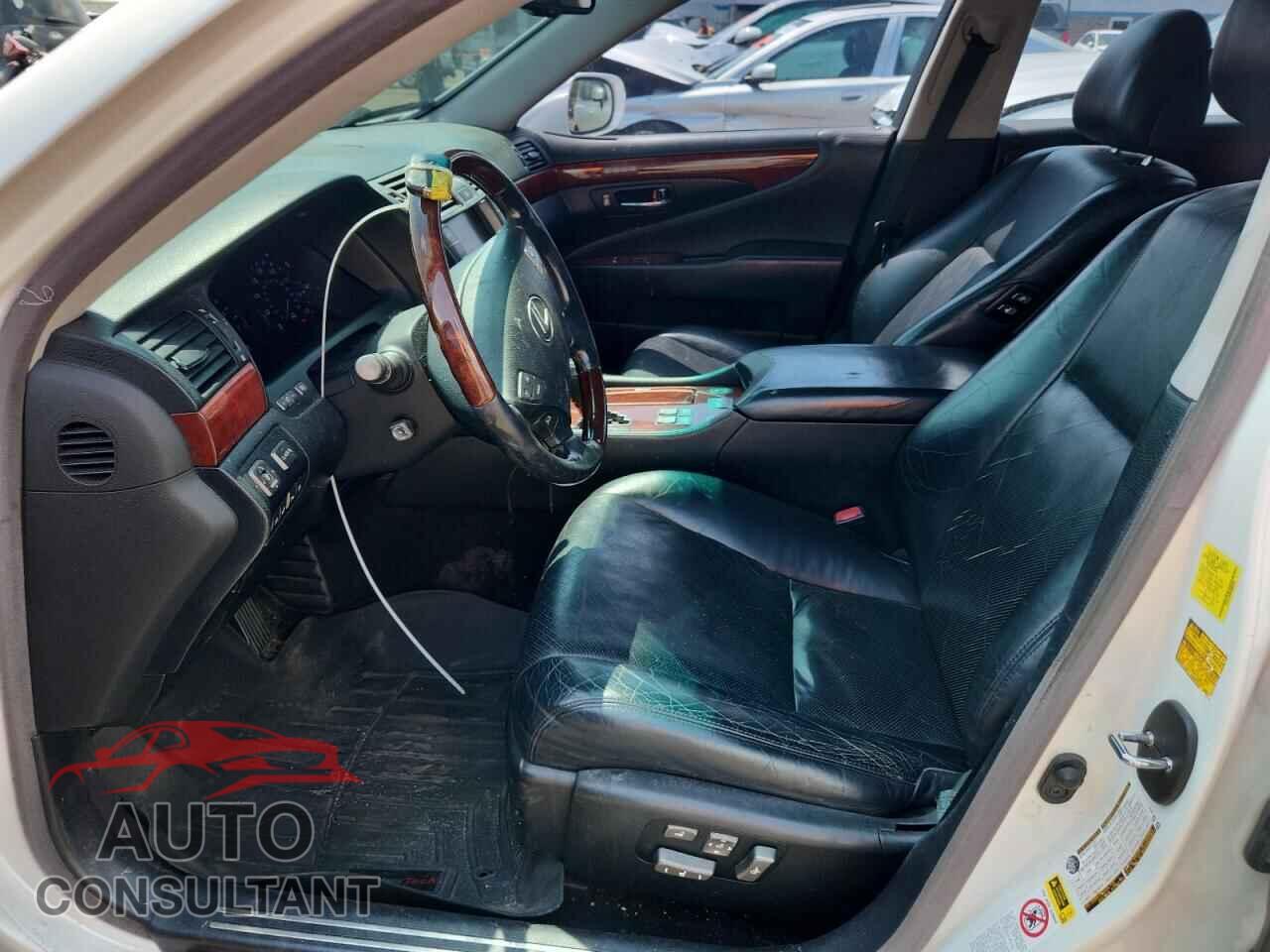 LEXUS LS460 2010 - JTHCL5EF0A5008858