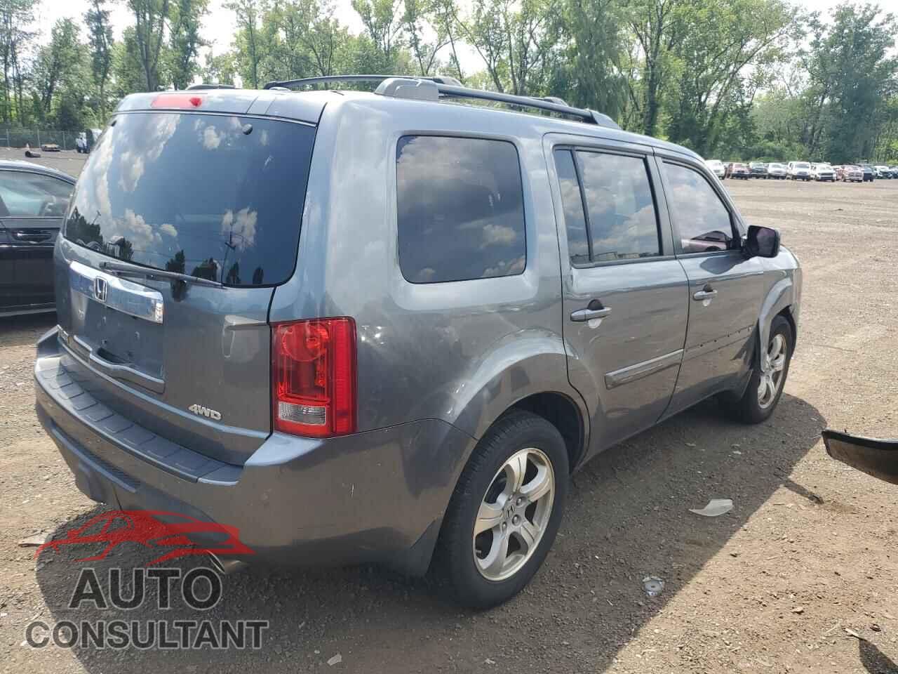 HONDA PILOT 2013 - 5FNYF4H73DB060646