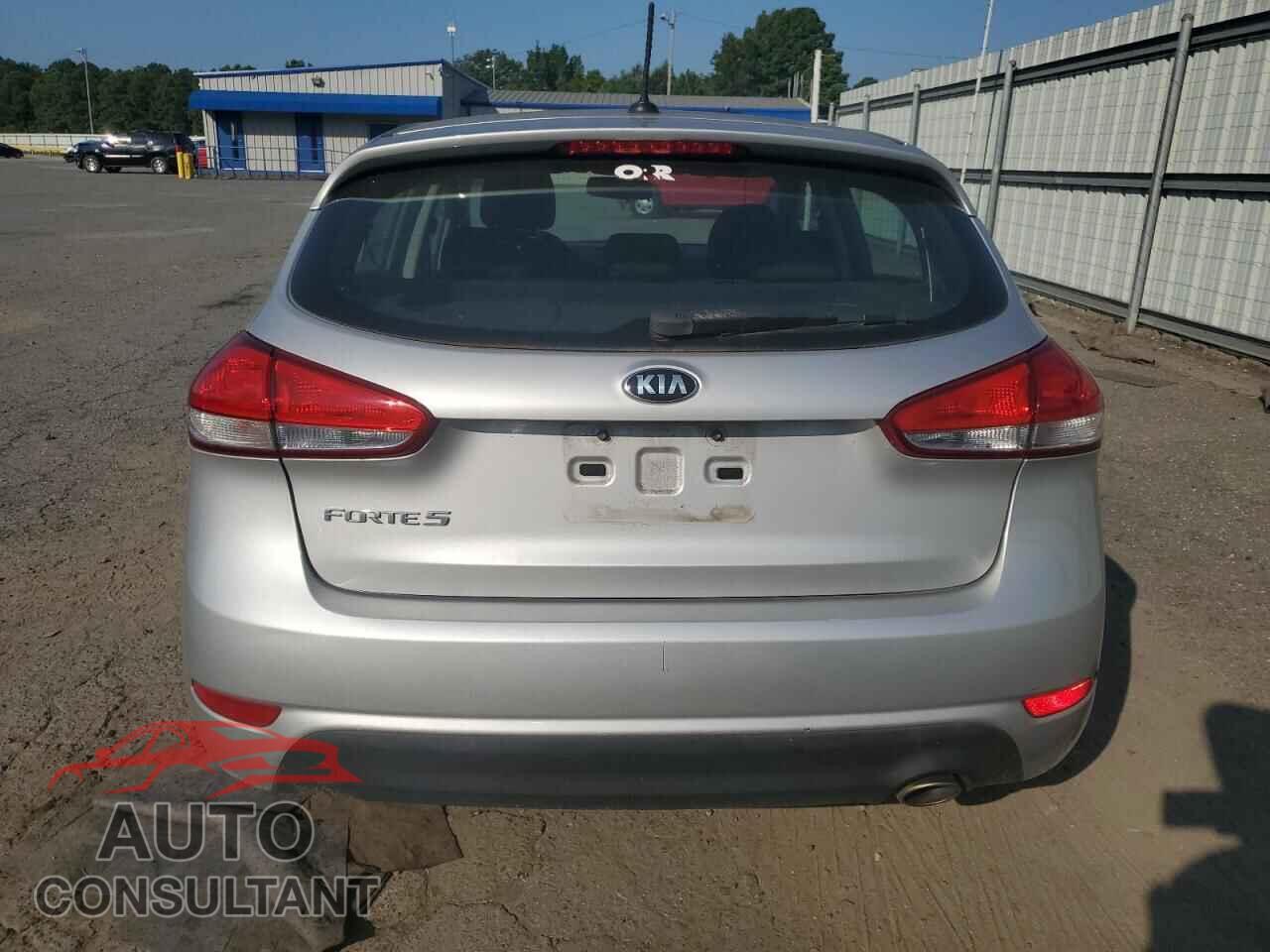 KIA FORTE 2016 - KNAFK5A85G5654931