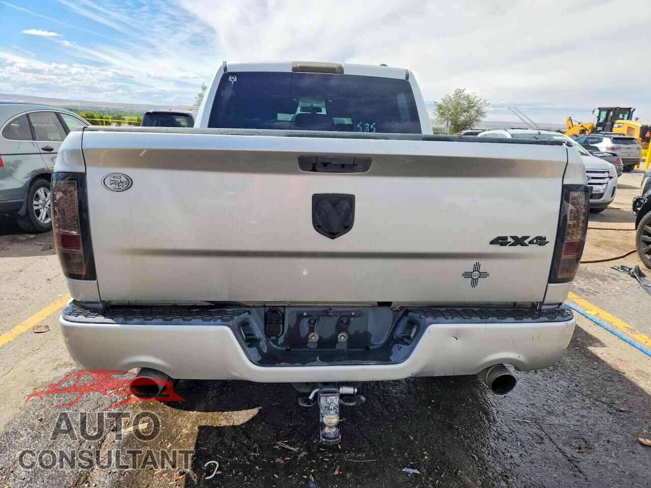 DODGE RAM 1500 2012 - 1C6RD7KT7CS144639