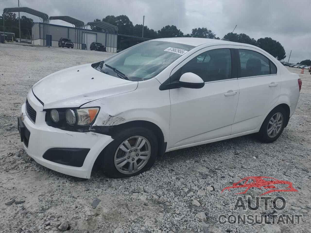 CHEVROLET SONIC 2015 - 1G1JC5SH0F4179145