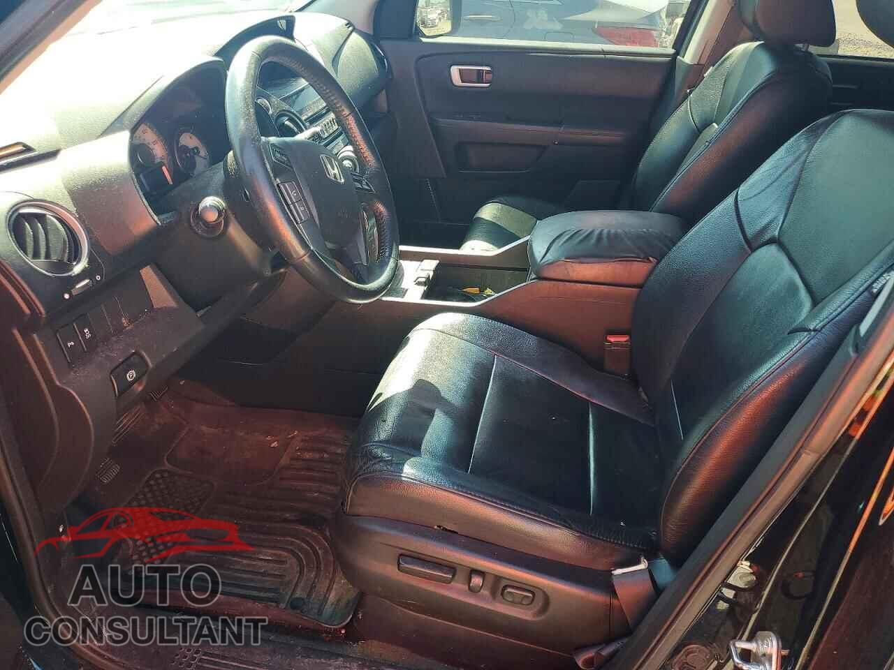 HONDA PILOT 2015 - 5FNYF4H93FB009488