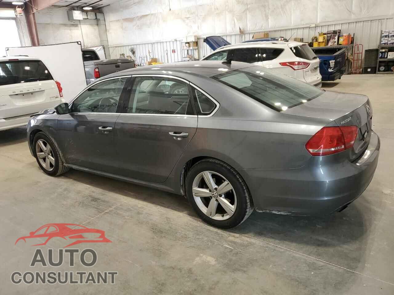 VOLKSWAGEN PASSAT 2015 - 1VWAT7A34FC104816