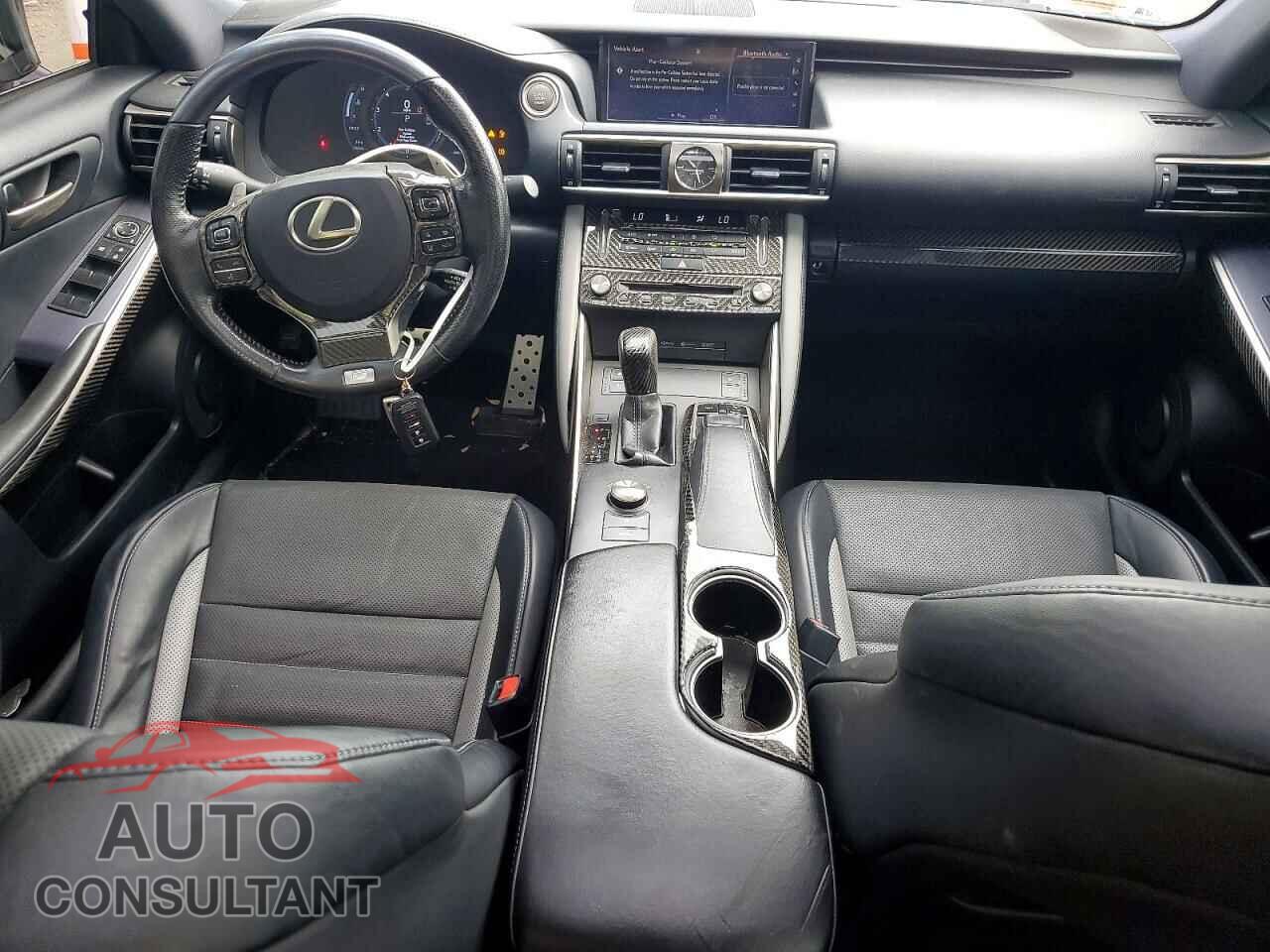LEXUS IS 2020 - JTHGA1D2XL5104837