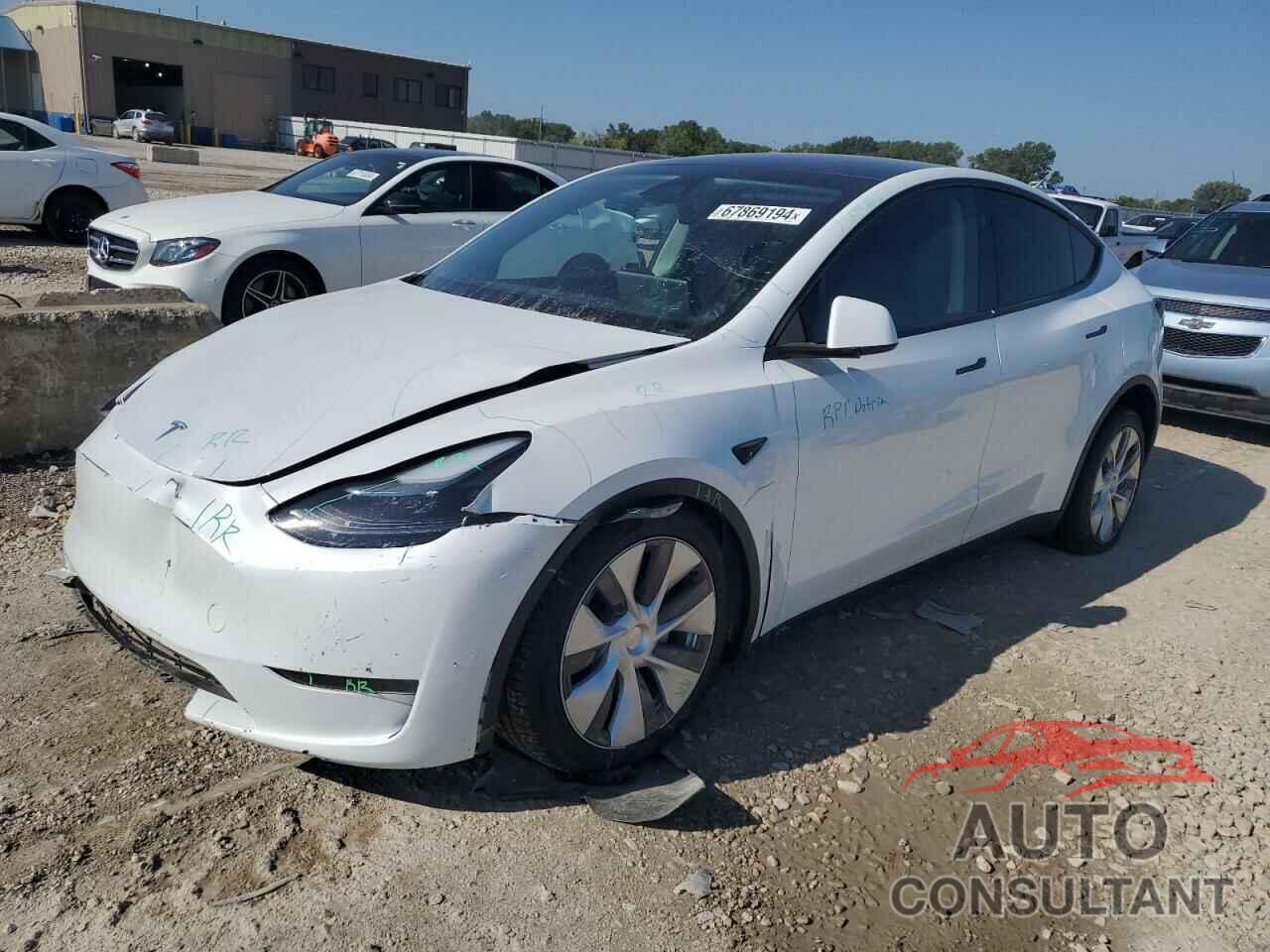 TESLA MODEL Y 2023 - 7SAYGDEE4PA206332