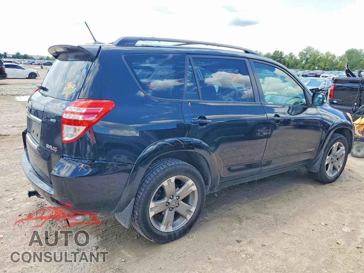 TOYOTA RAV4 2011 - JTMRF4DV5B5045640