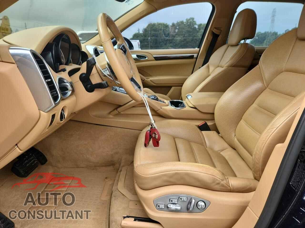 PORSCHE CAYENNE 2016 - WP1AA2A26GKA11241