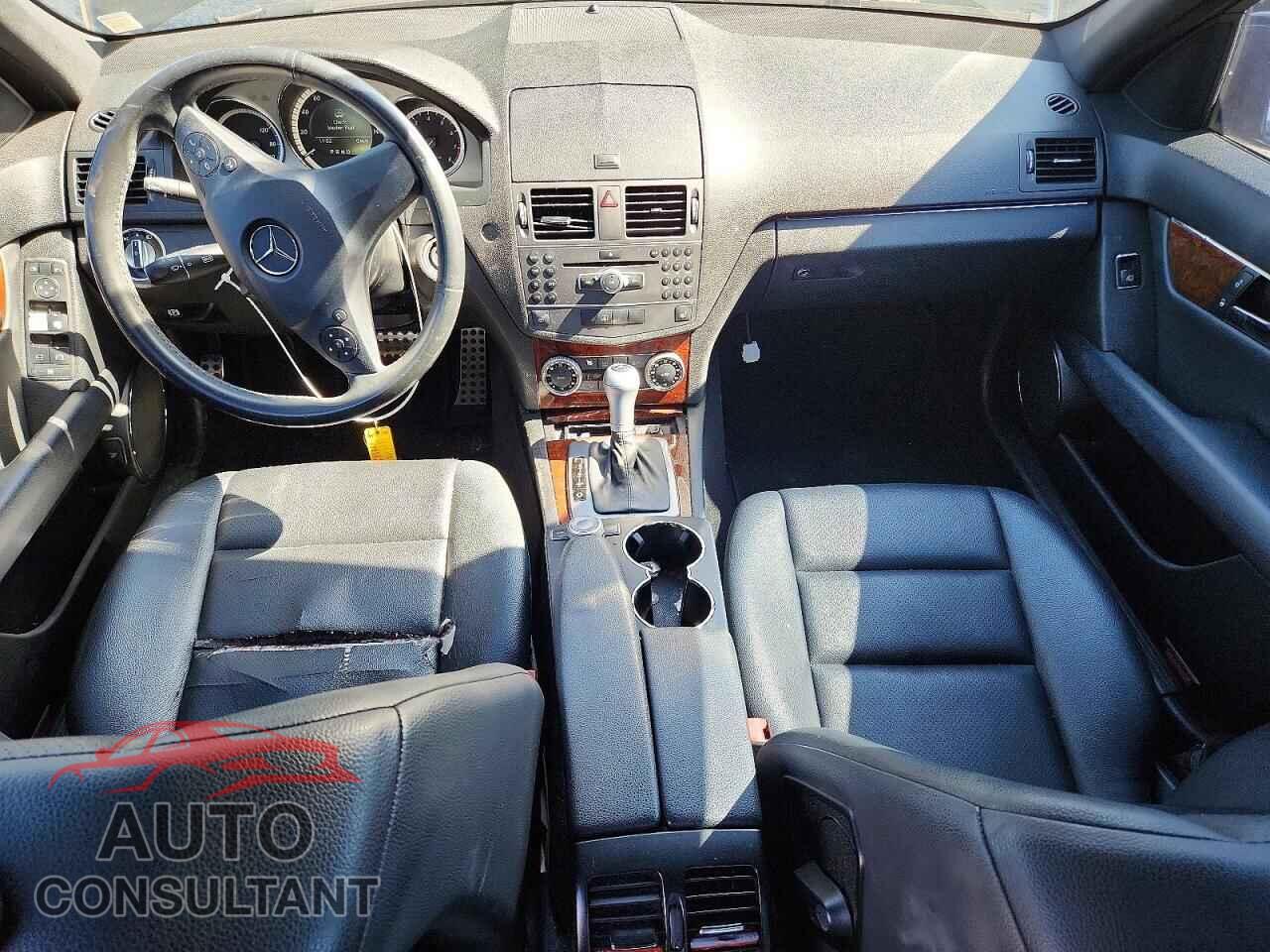 MERCEDES-BENZ C-CLASS 2011 - WDDGF8BB6BR163928
