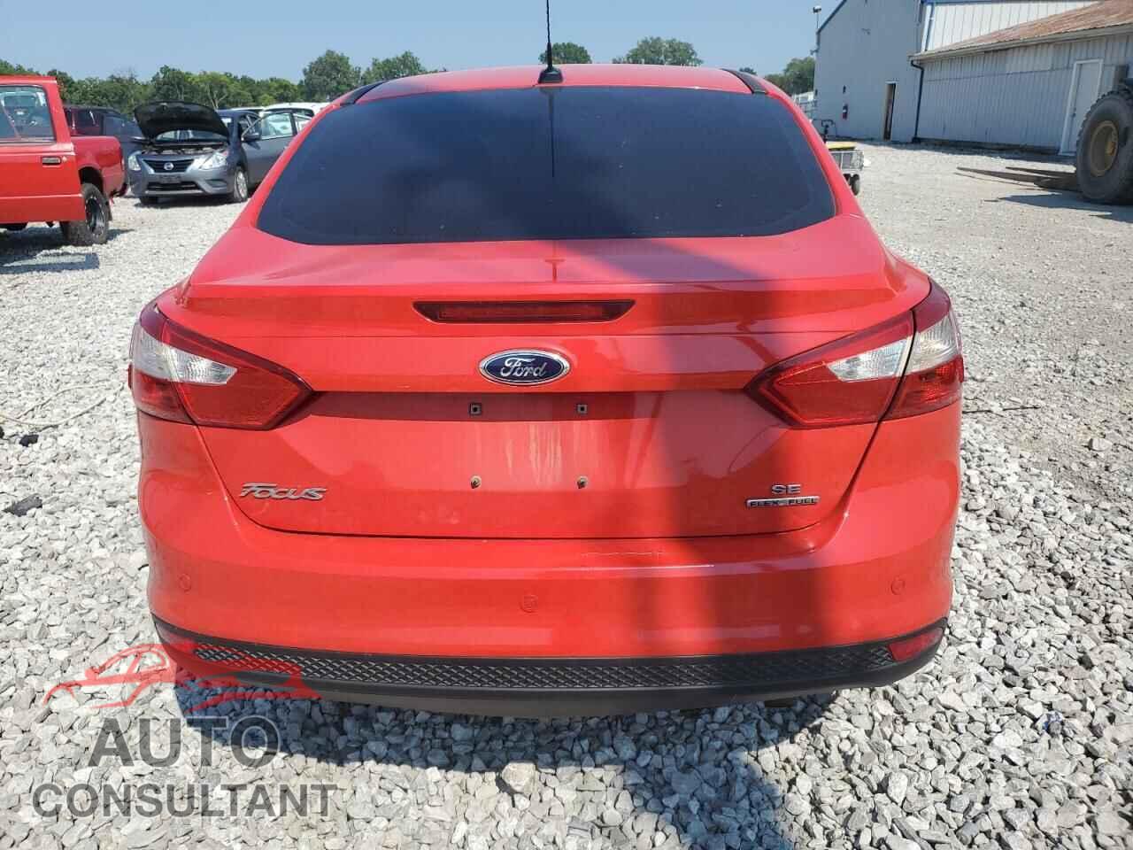 FORD FOCUS 2014 - 1FADP3F29EL206680