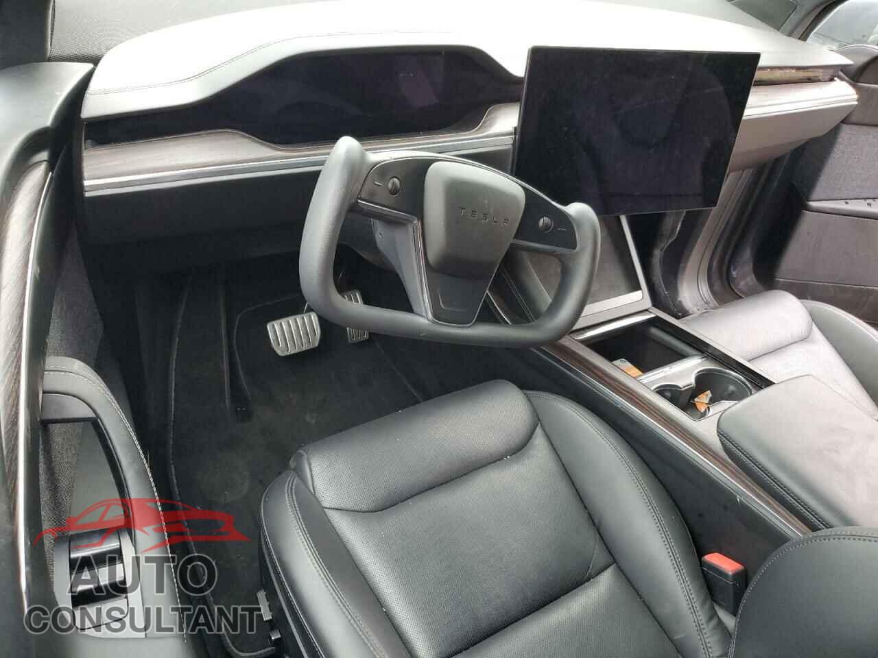 TESLA MODEL X 2023 - 7SAXCBE50PF374581