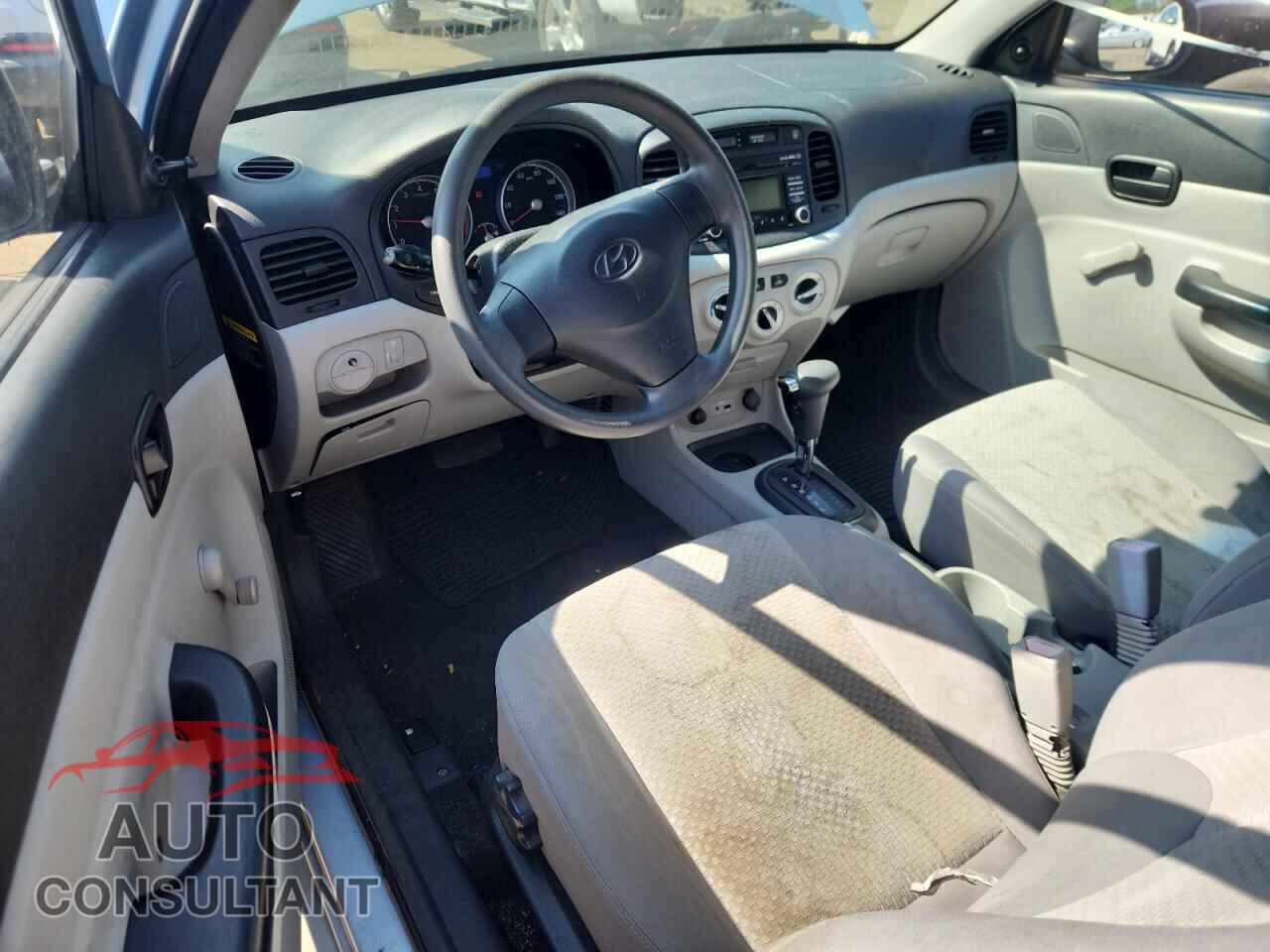 HYUNDAI ACCENT 2011 - KMHCM3AC9BU207523