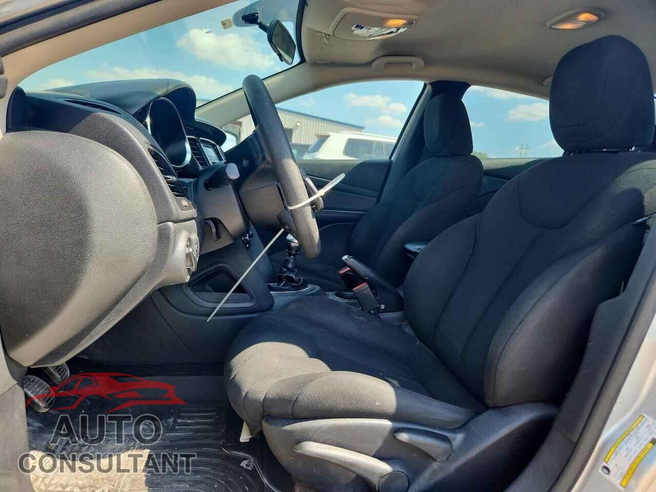 DODGE DART 2013 - 1C3CDFAA0DD292053