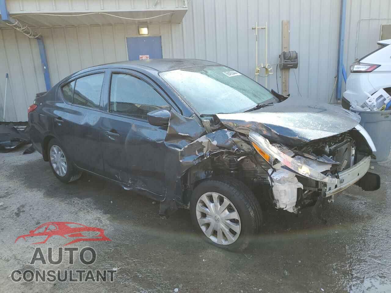 NISSAN VERSA 2017 - 3N1CN7APXHL904331