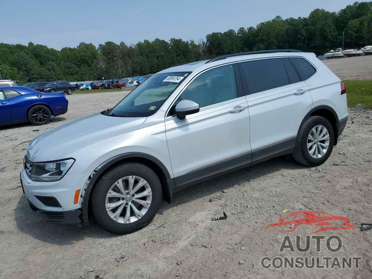 VOLKSWAGEN TIGUAN 2018 - 3VV2B7AX5JM169857