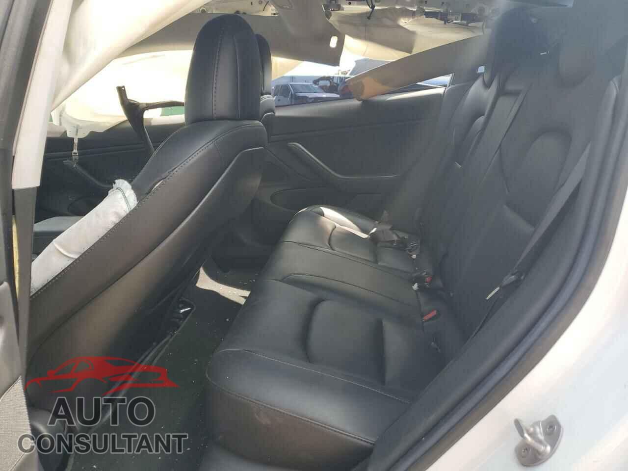 TESLA MODEL 3 2018 - 5YJ3E1EB3JF088981