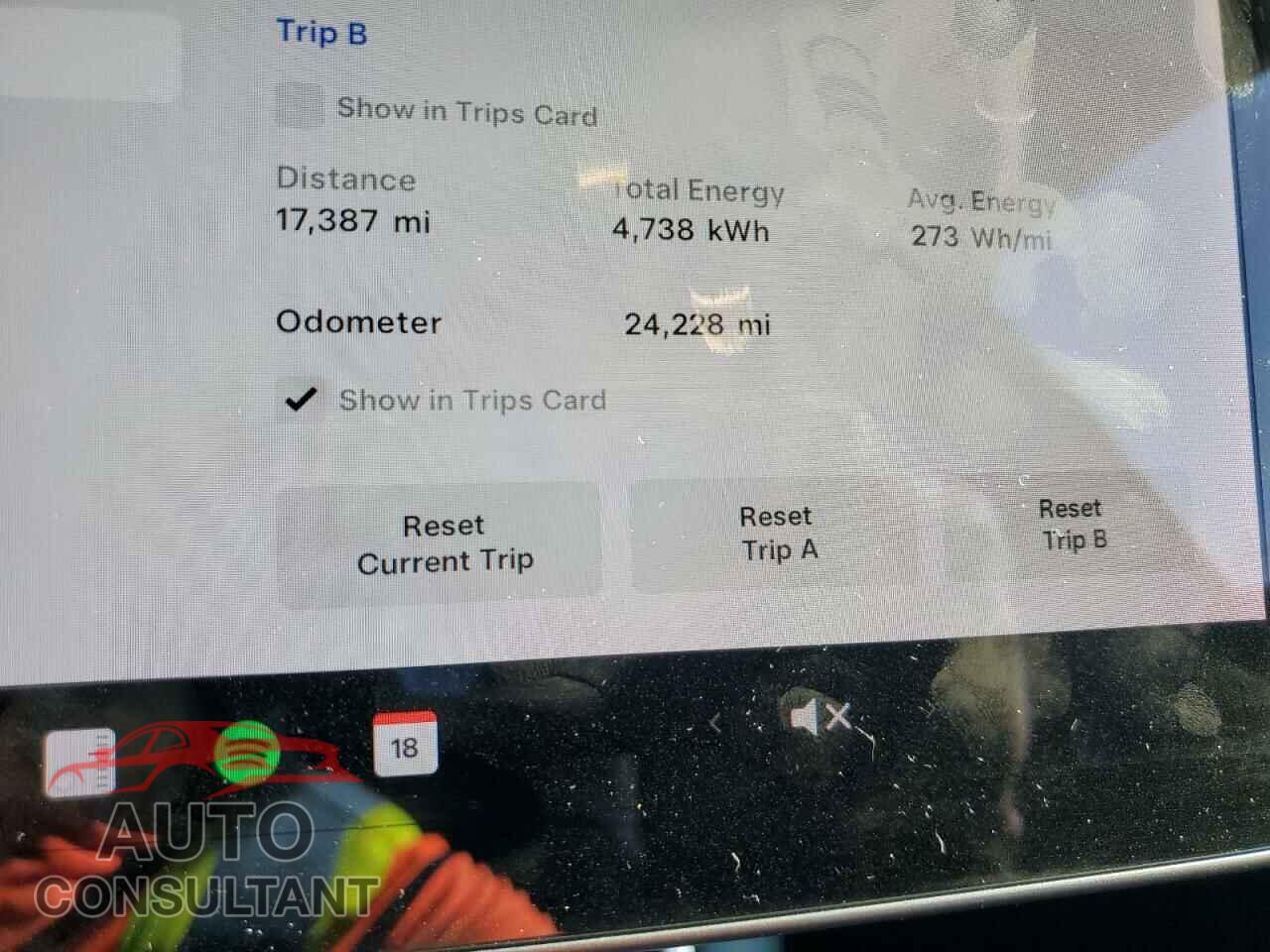 TESLA MODEL Y 2021 - 5YJYGDED2MF107768