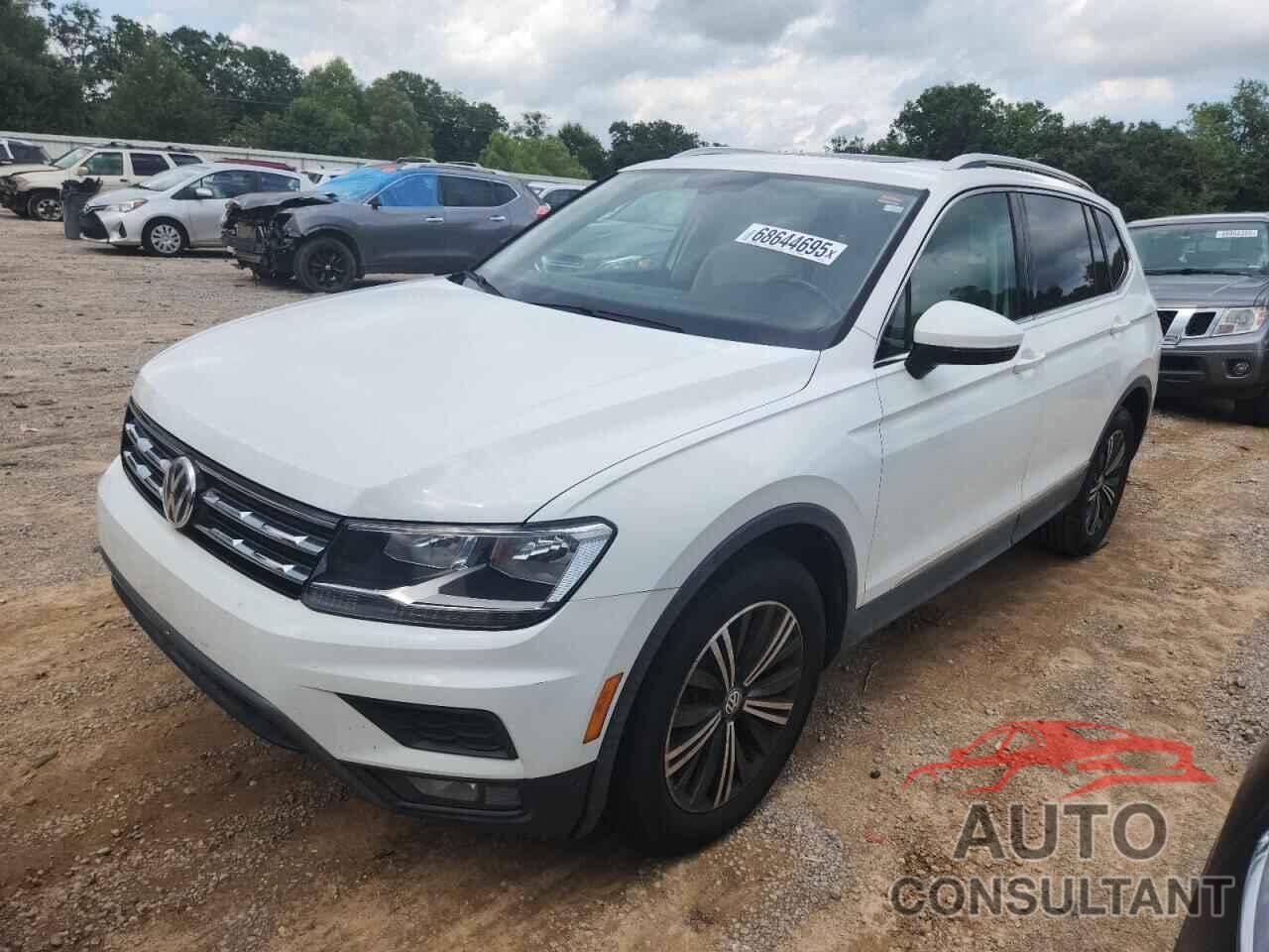 VOLKSWAGEN TIGUAN 2018 - 3VV3B7AX2JM087332