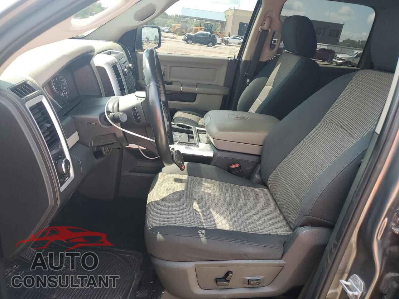 DODGE RAM 1500 2012 - 1C6RD7LT6CS108018