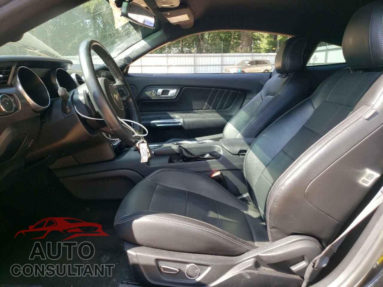 FORD MUSTANG 2018 - 1FA6P8CF8J5129568