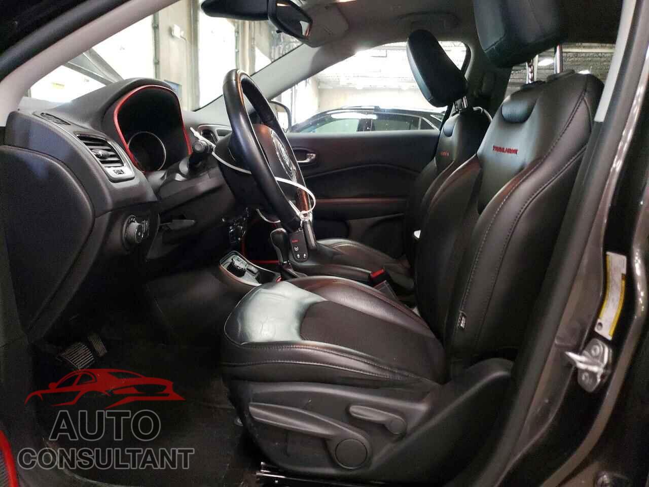 JEEP COMPASS 2019 - 3C4NJDDB7KT668194