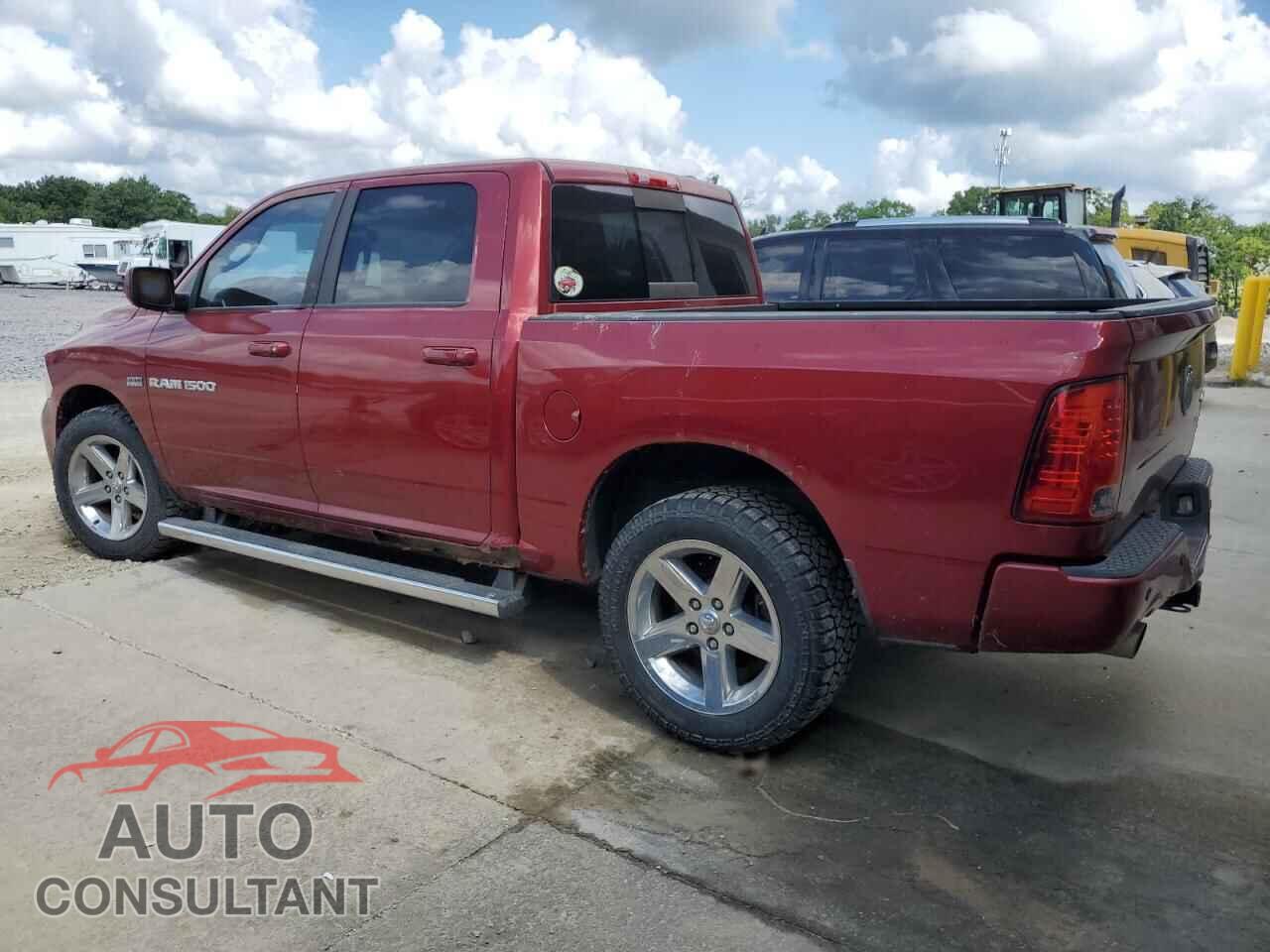 DODGE RAM 1500 2012 - 1C6RD7MT9CS152772
