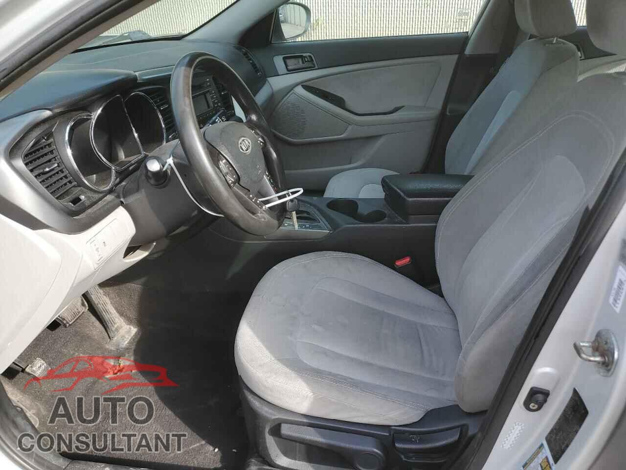 KIA OPTIMA 2011 - KNAGM4A72B5074481
