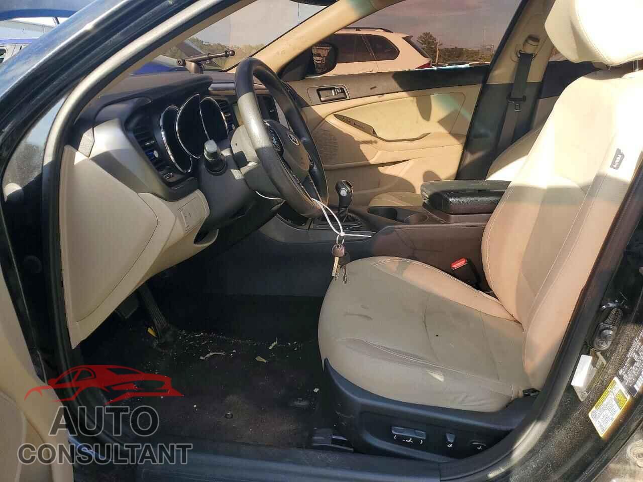 KIA OPTIMA 2013 - 5XXGM4A71DG210021
