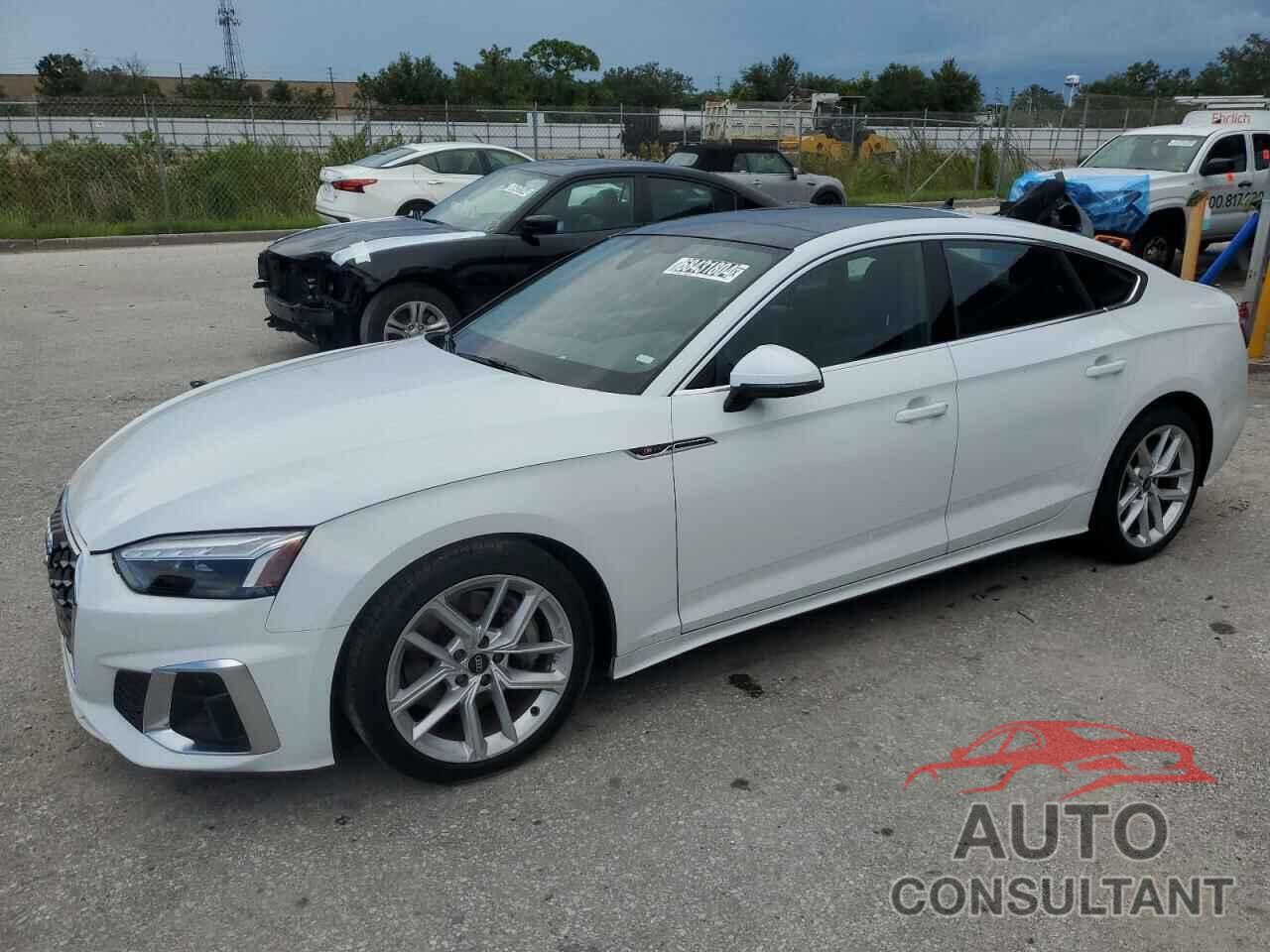 AUDI A5 2024 - WAUFACF52RA010237