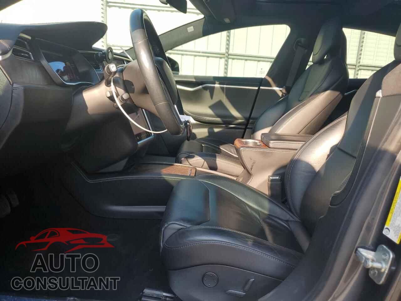 TESLA MODEL S 2017 - 5YJSA1E20HF210861