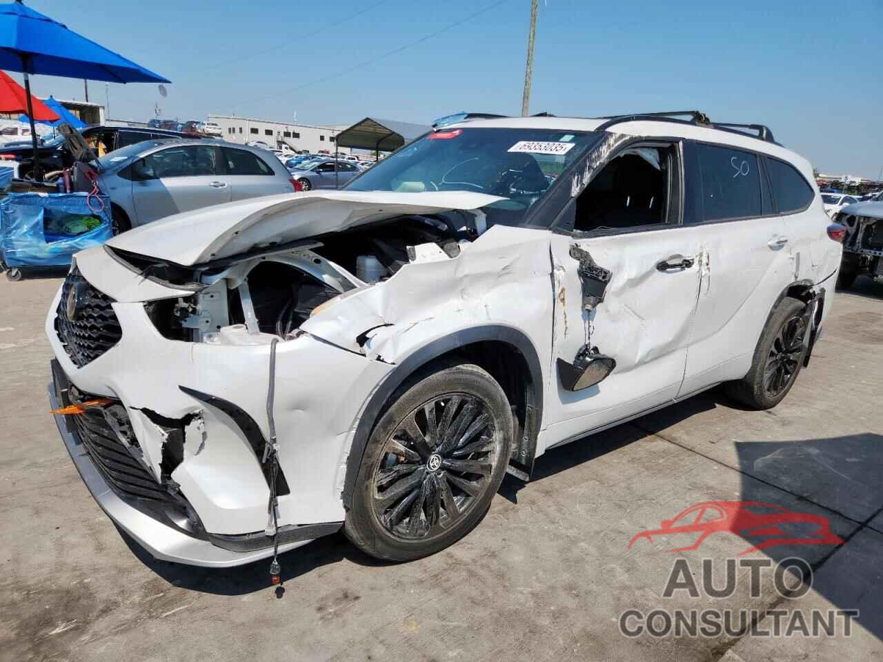TOYOTA HIGHLANDER 2023 - 5TDKDRAH5PS015431