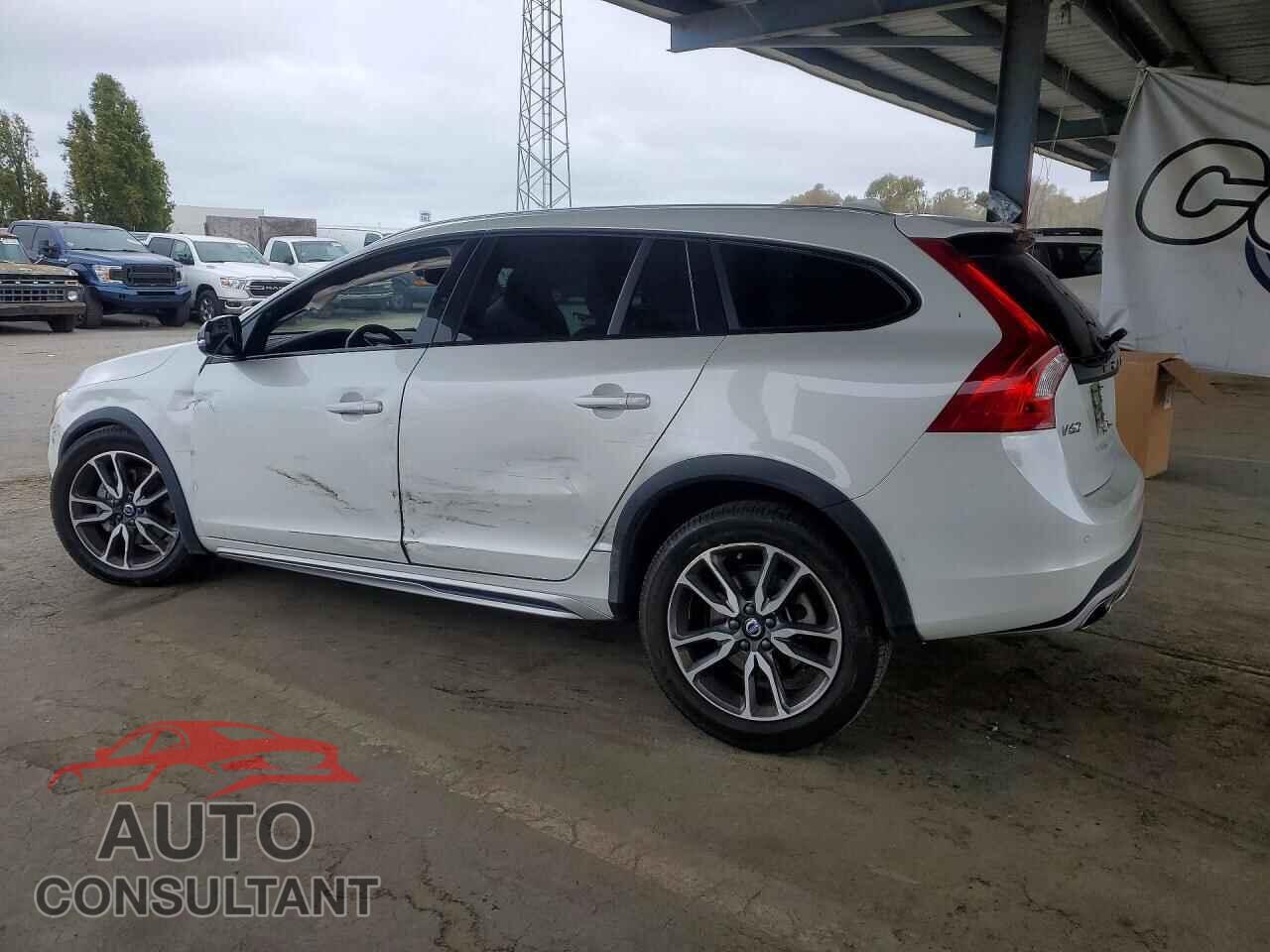 VOLVO V60 2017 - YV440MWK8H1031663