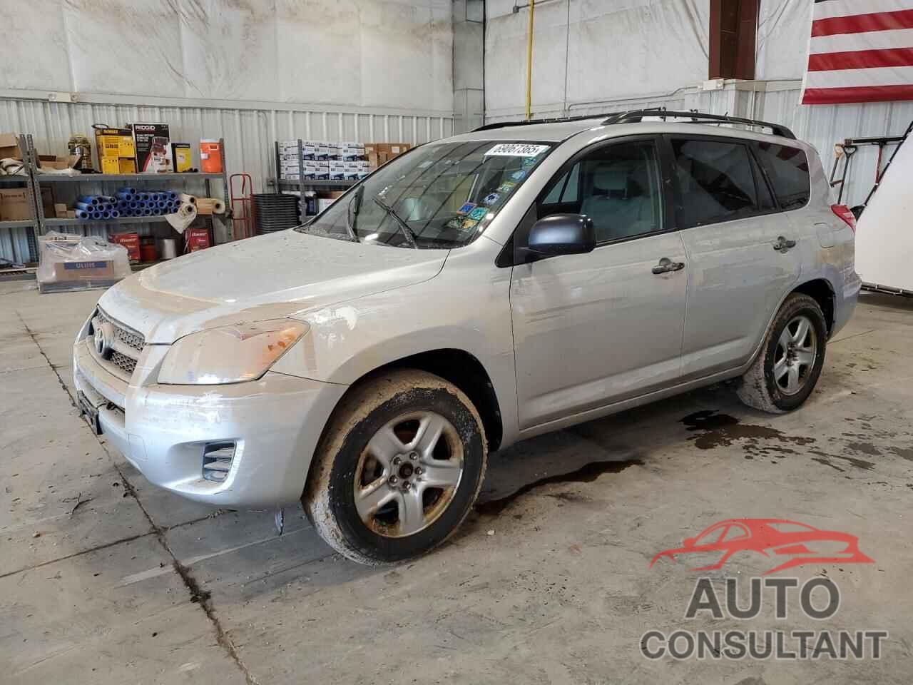 TOYOTA RAV4 2011 - JTMBF4DV4BD040601