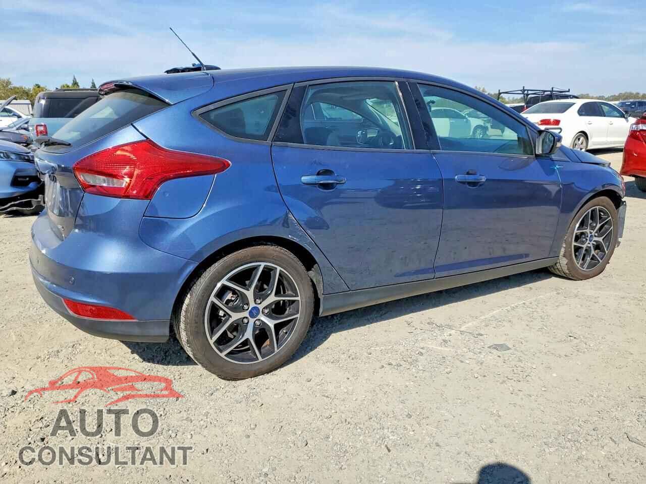 FORD FOCUS 2018 - 1FADP3M2XJL278419
