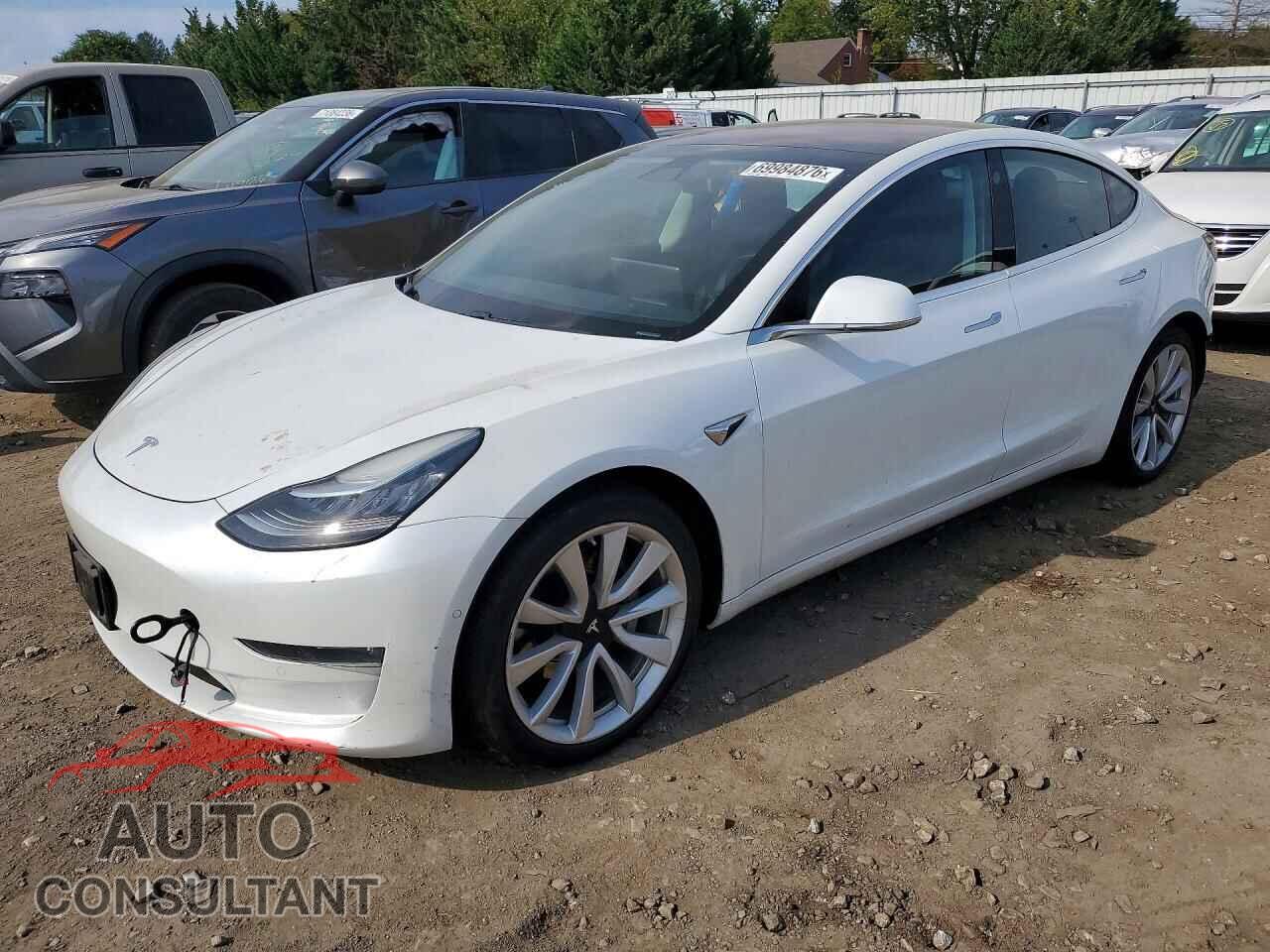 TESLA MODEL 3 2019 - 5YJ3E1EB0KF194340