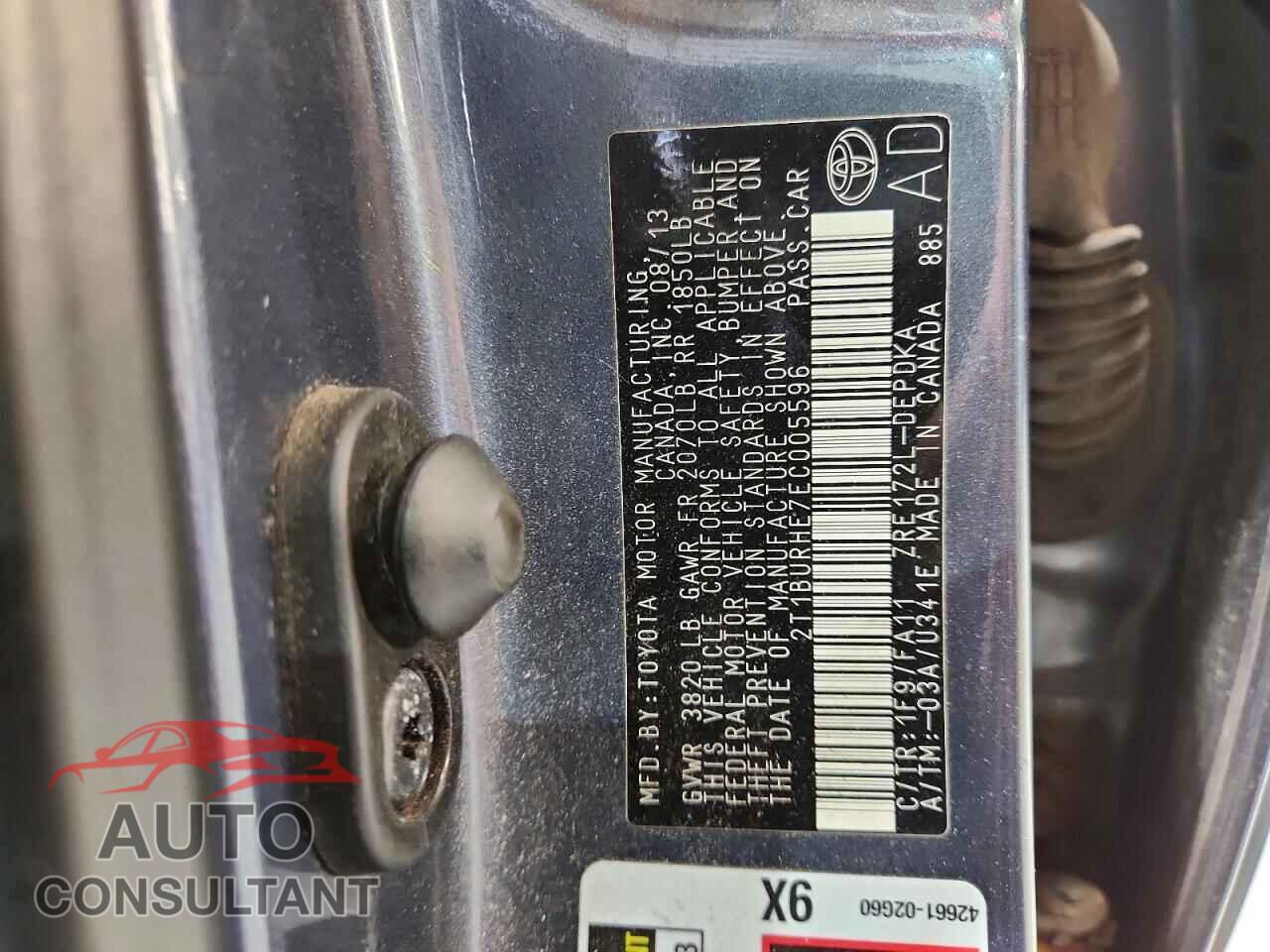 TOYOTA COROLLA 2014 - 2T1BURHE7EC005596