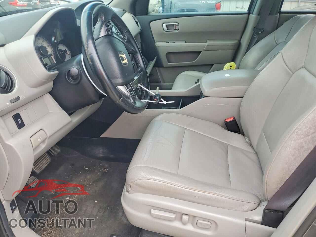 HONDA PILOT 2012 - 5FNYF3H66CB006192