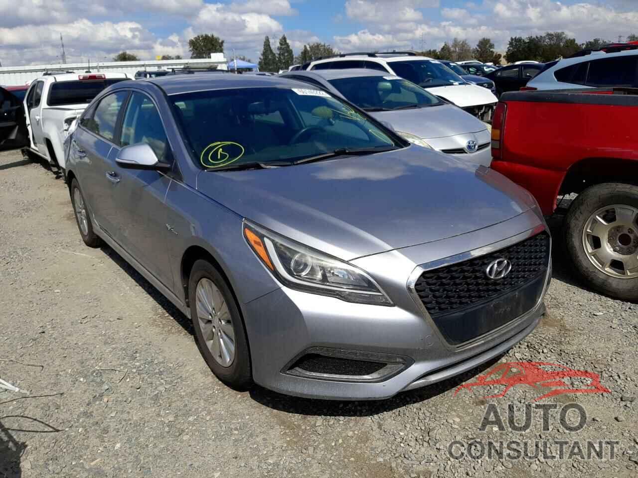 HYUNDAI SONATA 2016 - KMHE24L1XGA012409