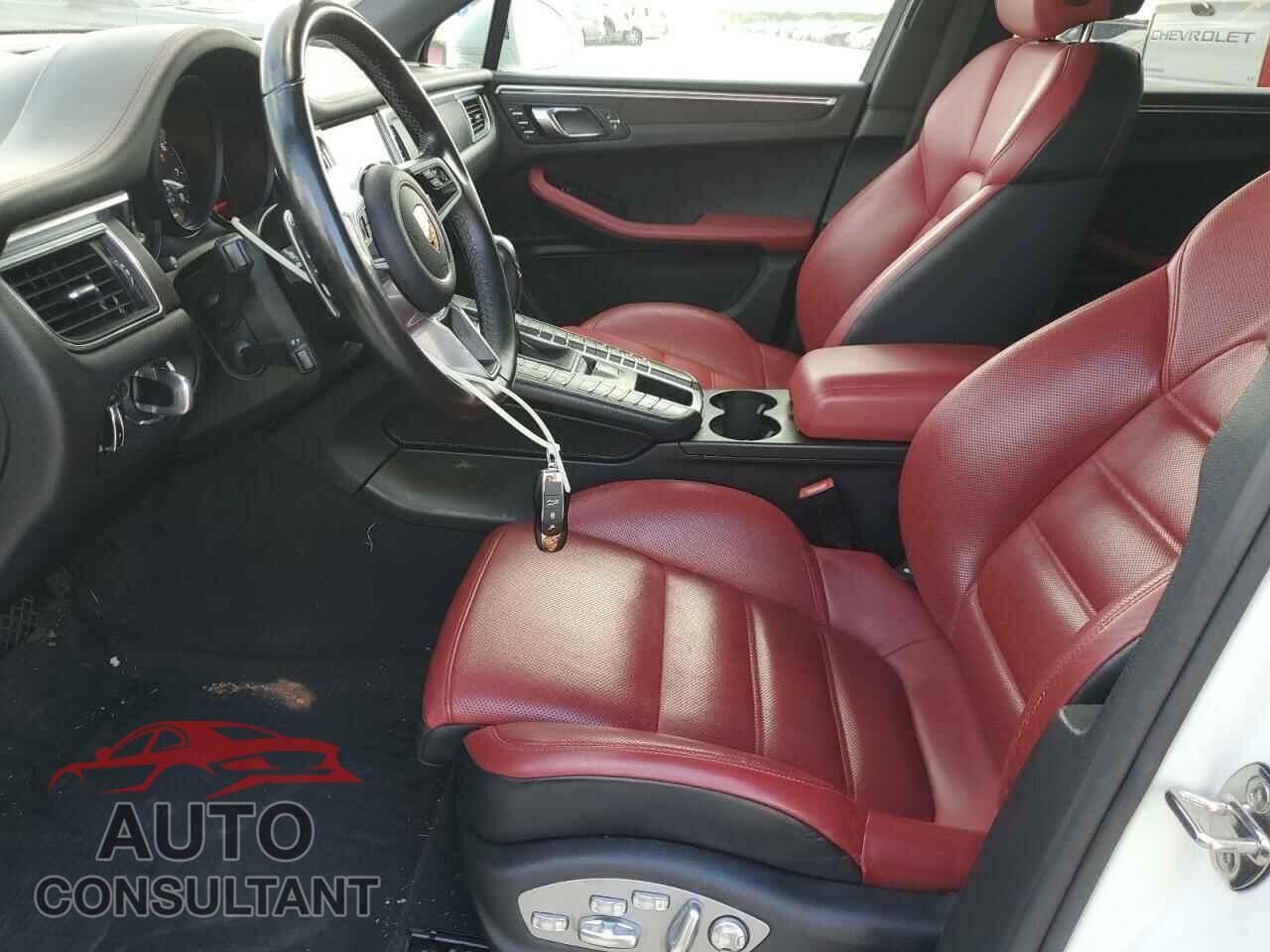 PORSCHE MACAN 2017 - WP1AG2A54HLB52782