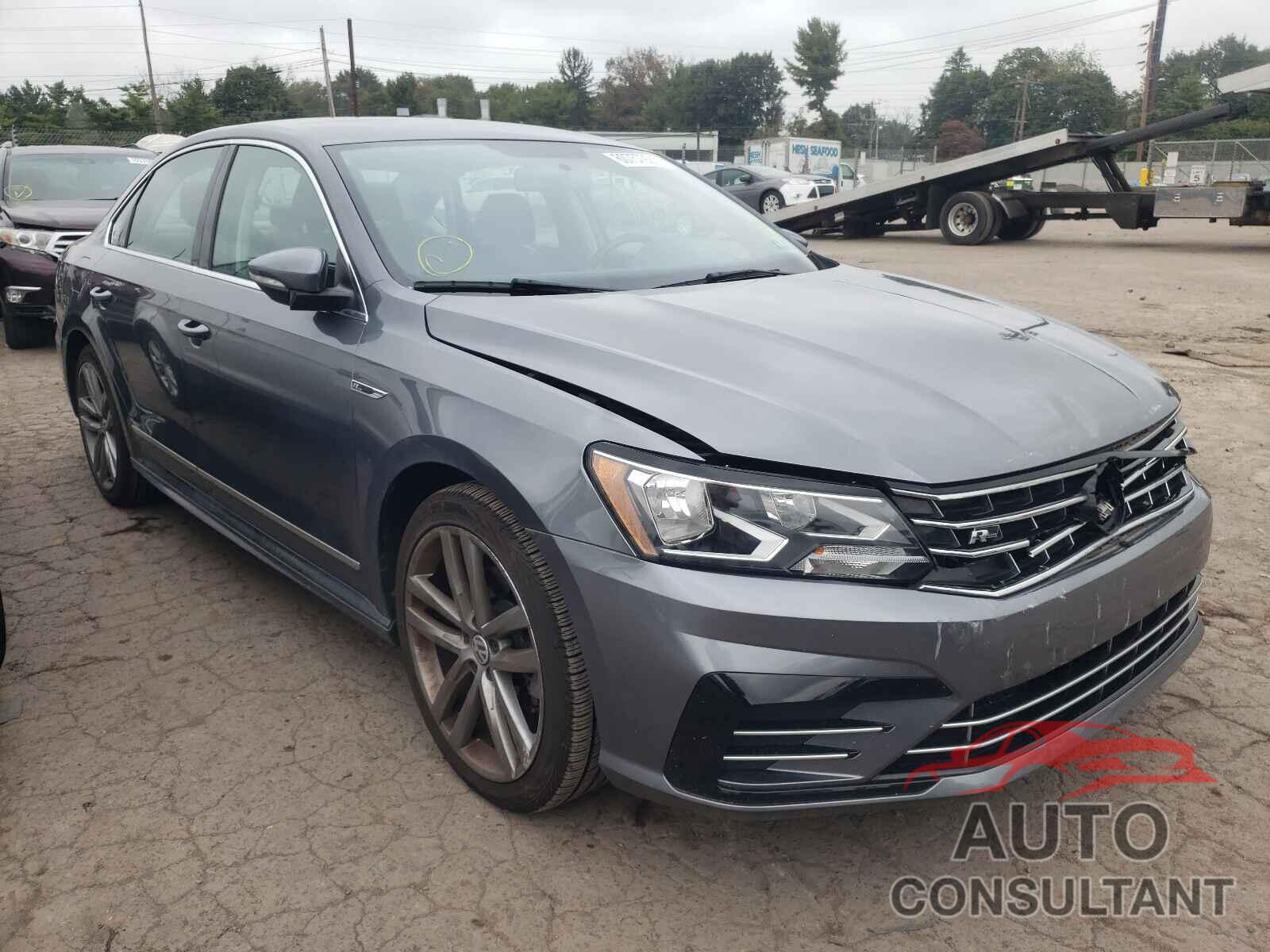 VOLKSWAGEN PASSAT 2017 - 1VWDT7A30HC077145