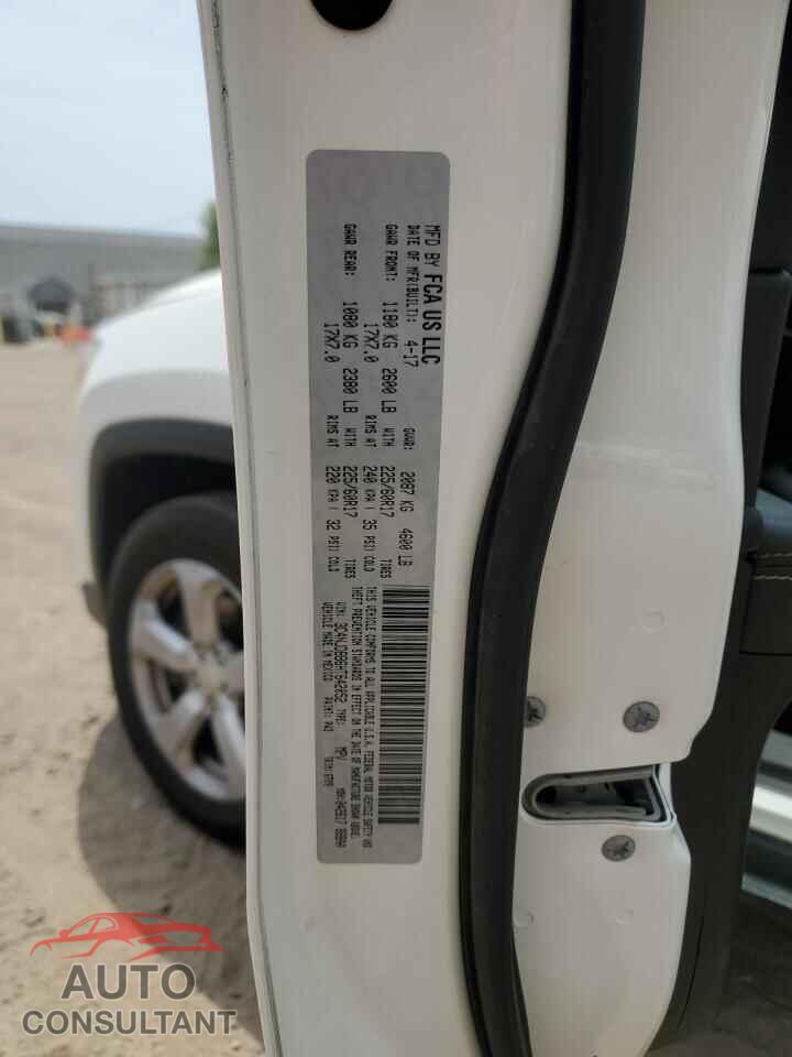 JEEP COMPASS 2017 - 3C4NJDBB6HT642052