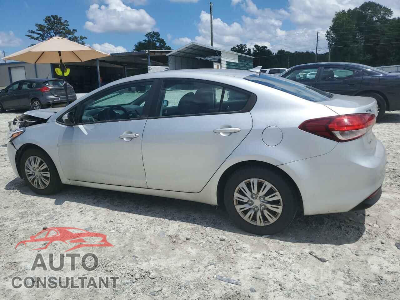 KIA FORTE 2017 - 3KPFK4A77HE028565