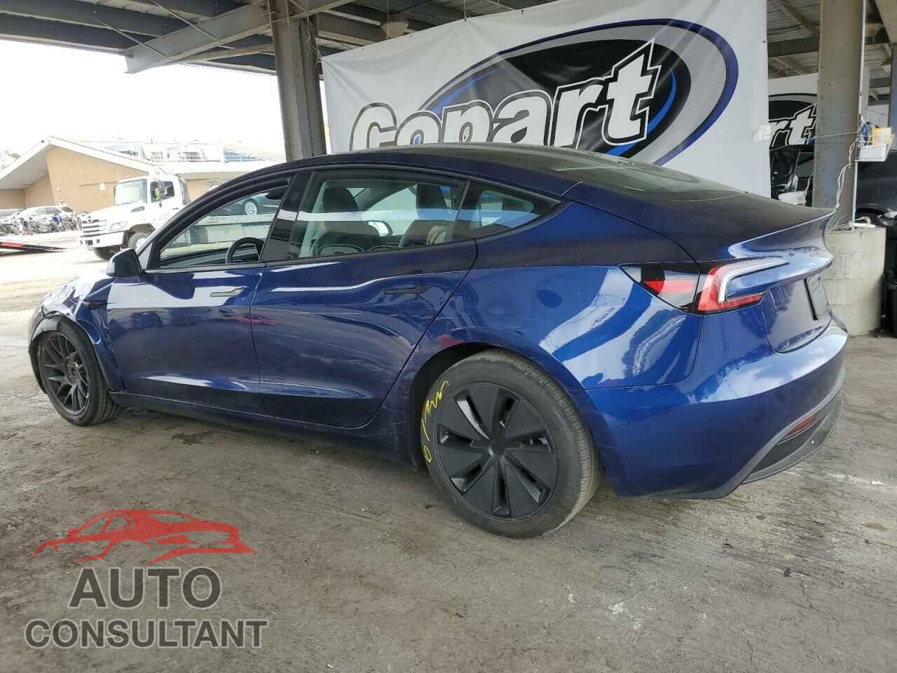 TESLA MODEL 3 2024 - 5YJ3E1EA3RF725287
