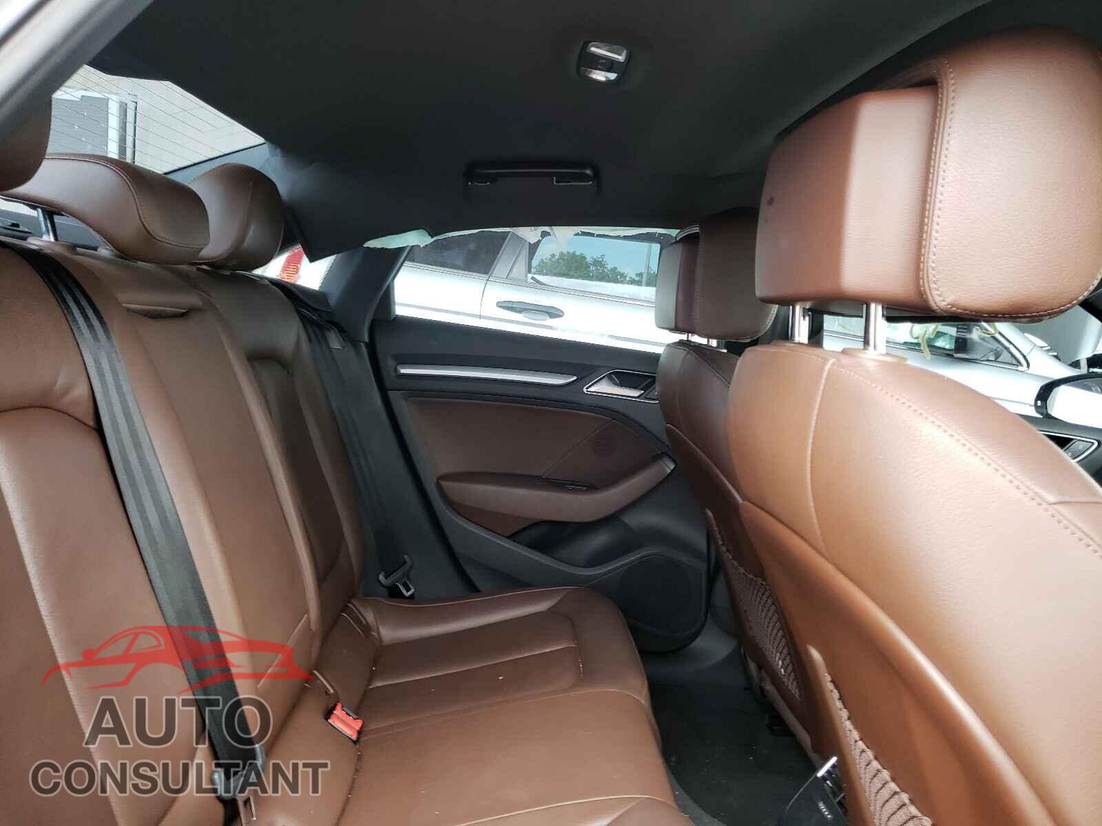 AUDI A3 2018 - WAUAUGFF6J1056918