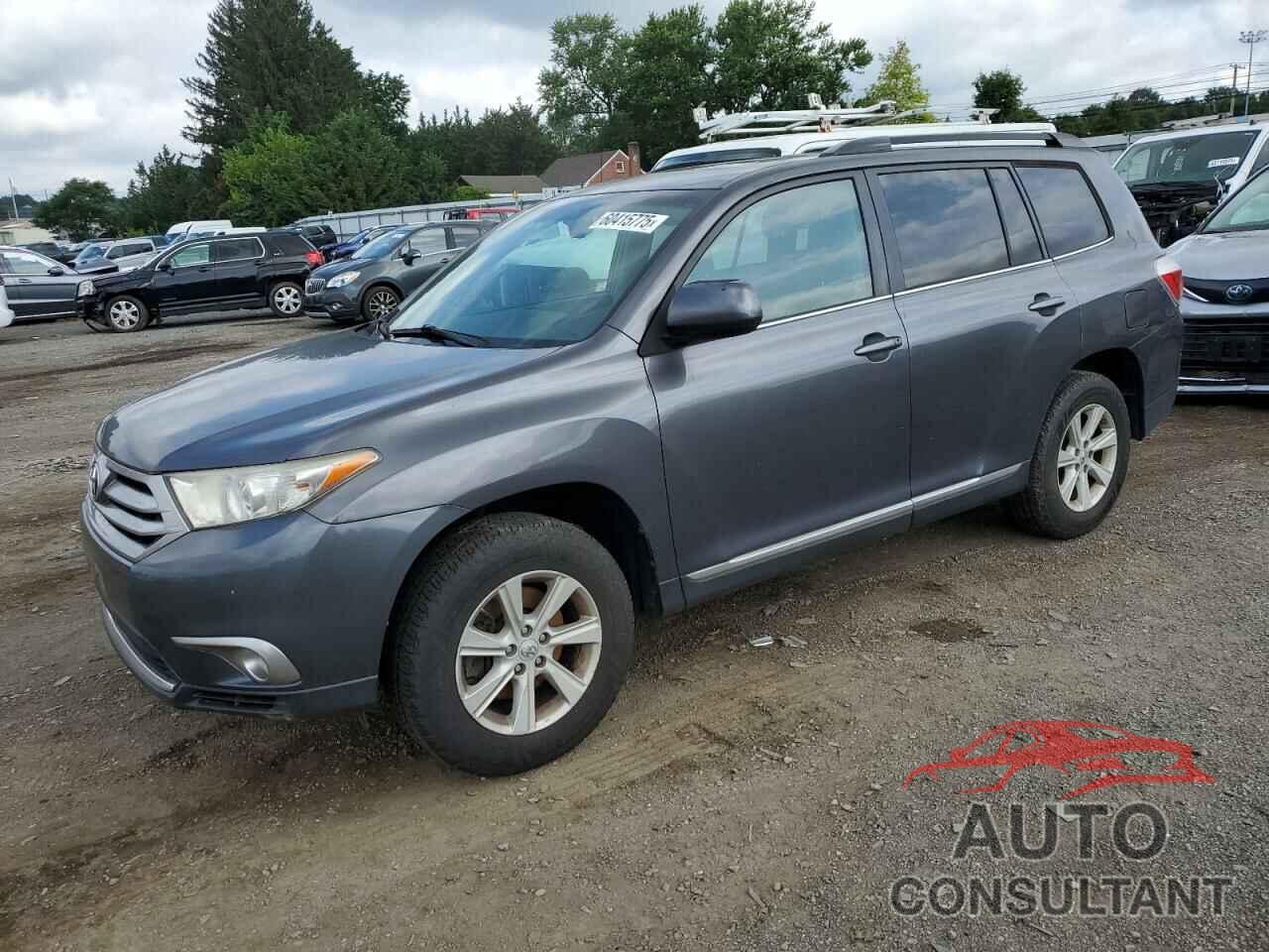 TOYOTA HIGHLANDER 2013 - 5TDBK3EH1DS228062