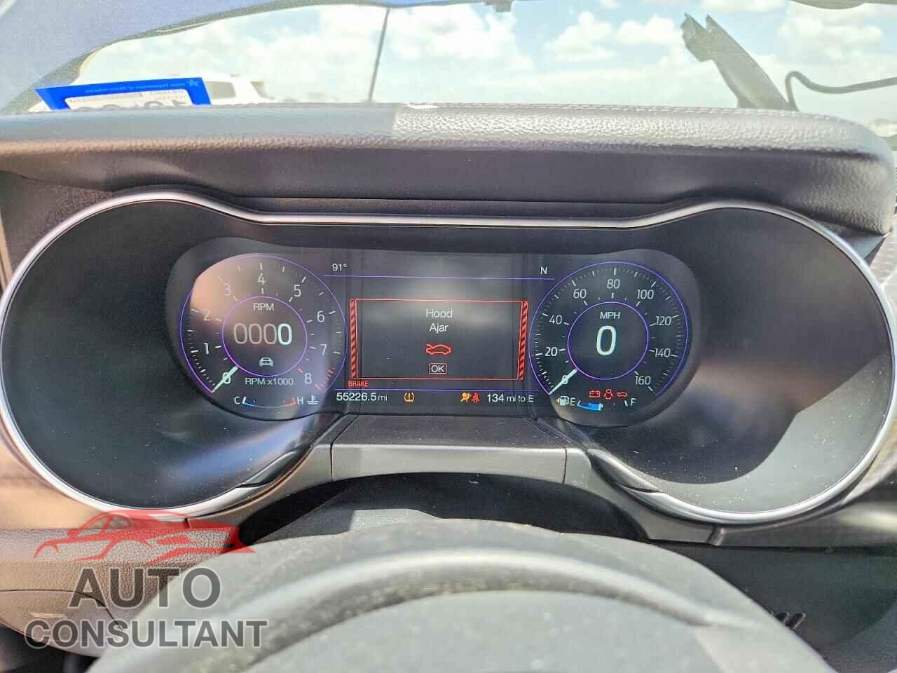 FORD MUSTANG 2018 - 1FA6P8CF3J5100284