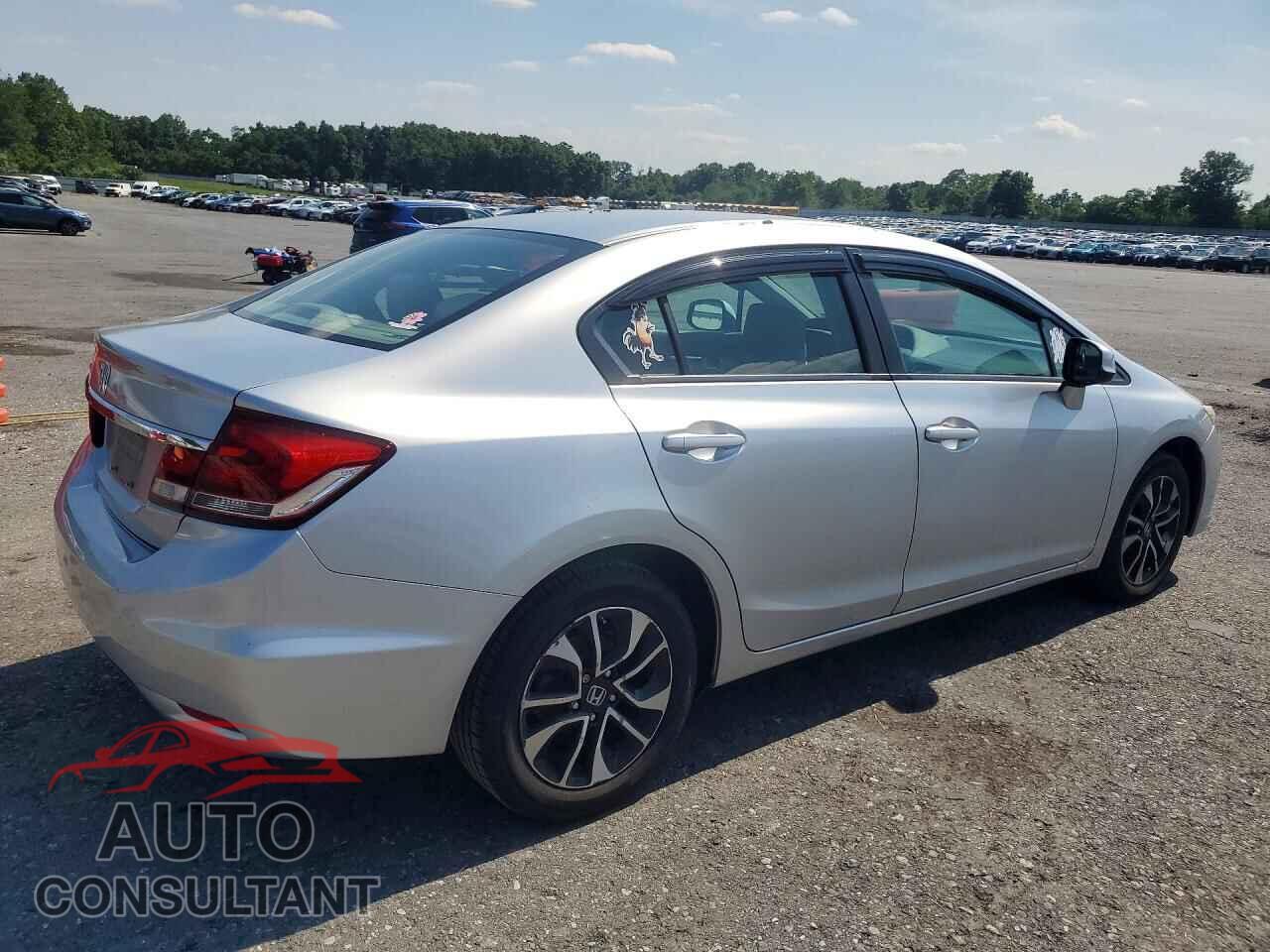 HONDA CIVIC 2013 - 2HGFB2F82DH526047