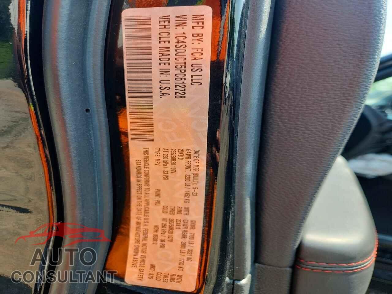 DODGE DURANGO 2023 - 1C4SDJCT5PC612728